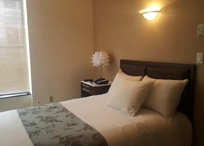 Americana Inn New York