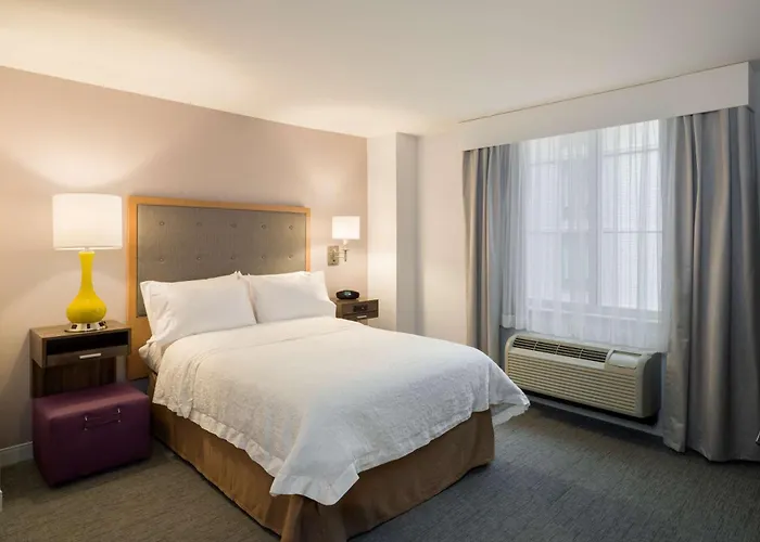 Hampton Inn Manhattan - Times Square South New York, United States