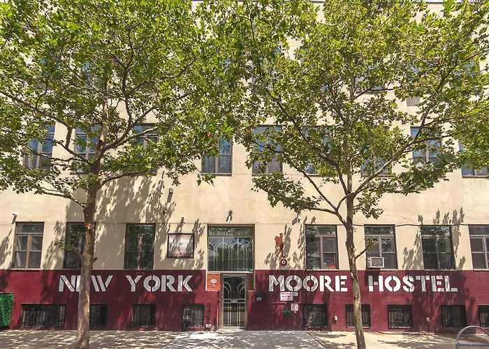 Ny Moore Hostel New York