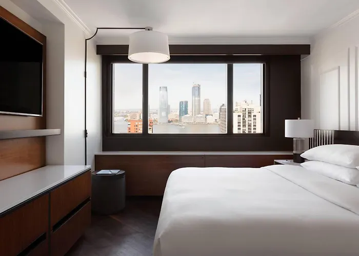 Hotel New York Marriott Downtown