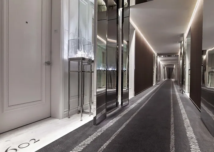 Baccarat Hotel And Residences New York, Amerika Serikat