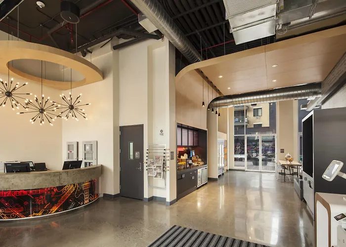 Aloft Long Island City-Manhattan View New York