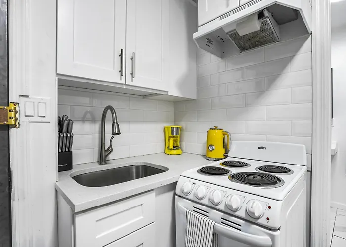 Homelike Suites In The Heart Of China Town New York, Stati Uniti