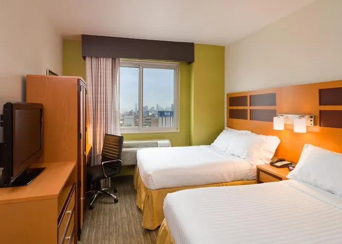 Holiday Inn Express - Times Square By Ihg