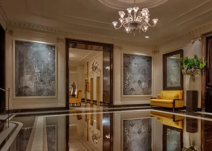 The Carlyle, A Rosewood Hotel